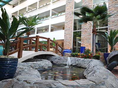 Quality Inn Oceanfront Atrium
