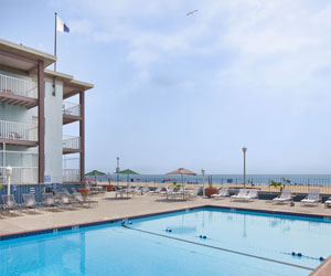 Flagship Oceanfront Hotel