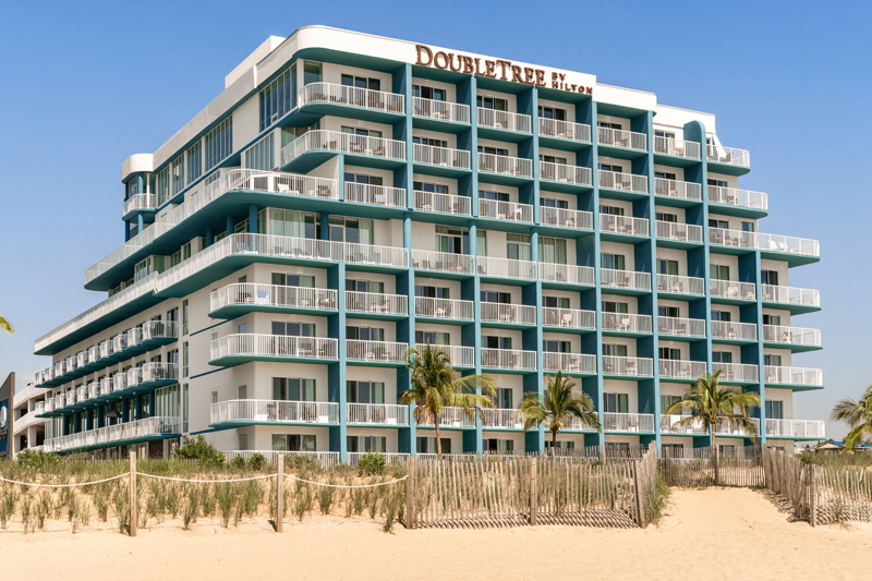 Our newly renovated hotel’s direct oceanfront location has everything a vacation destination should include